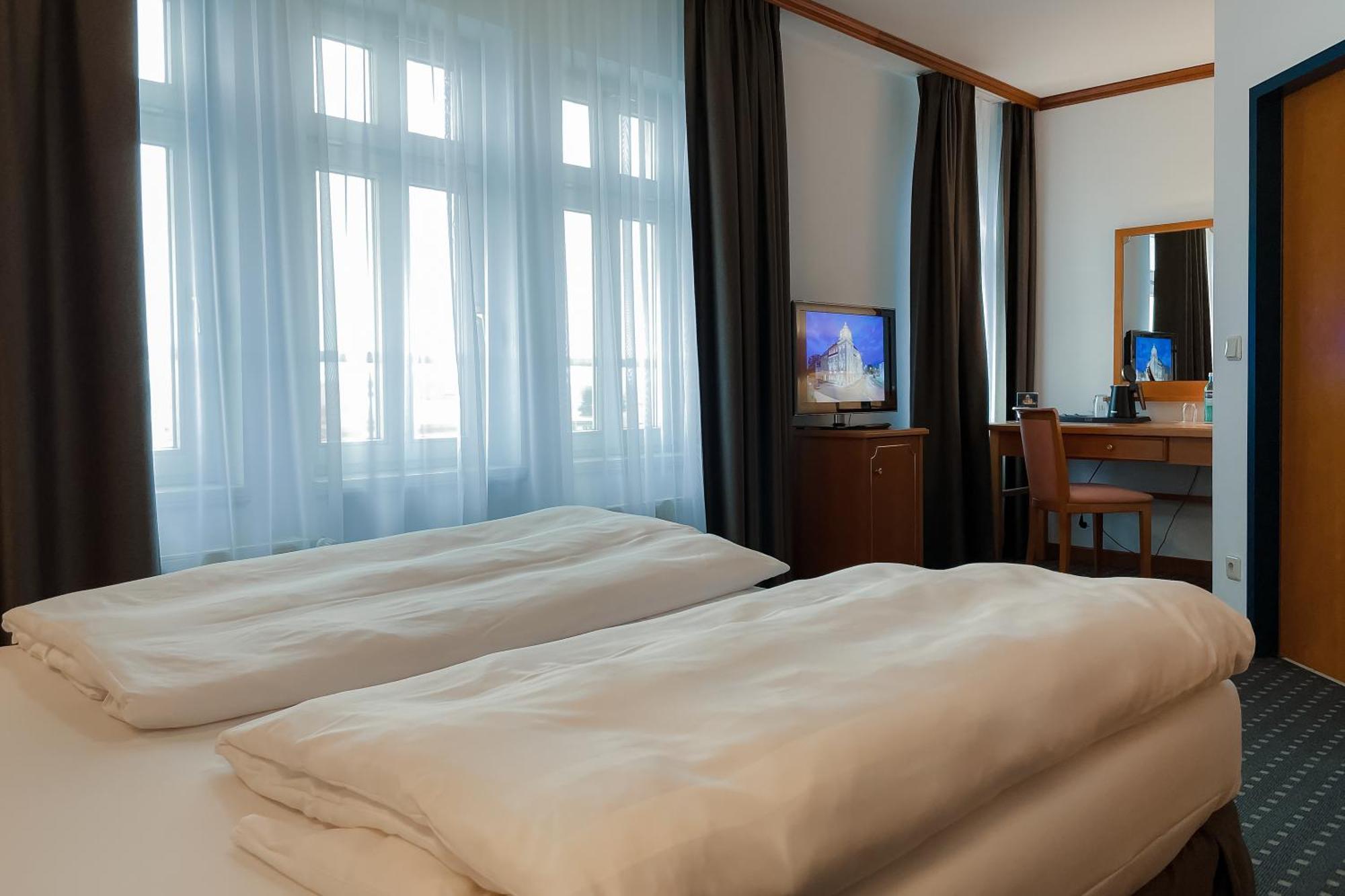 Hotel Alekto Freiberg Extérieur photo